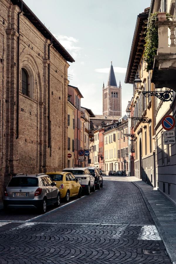 Residence Liberty Parma Buitenkant foto