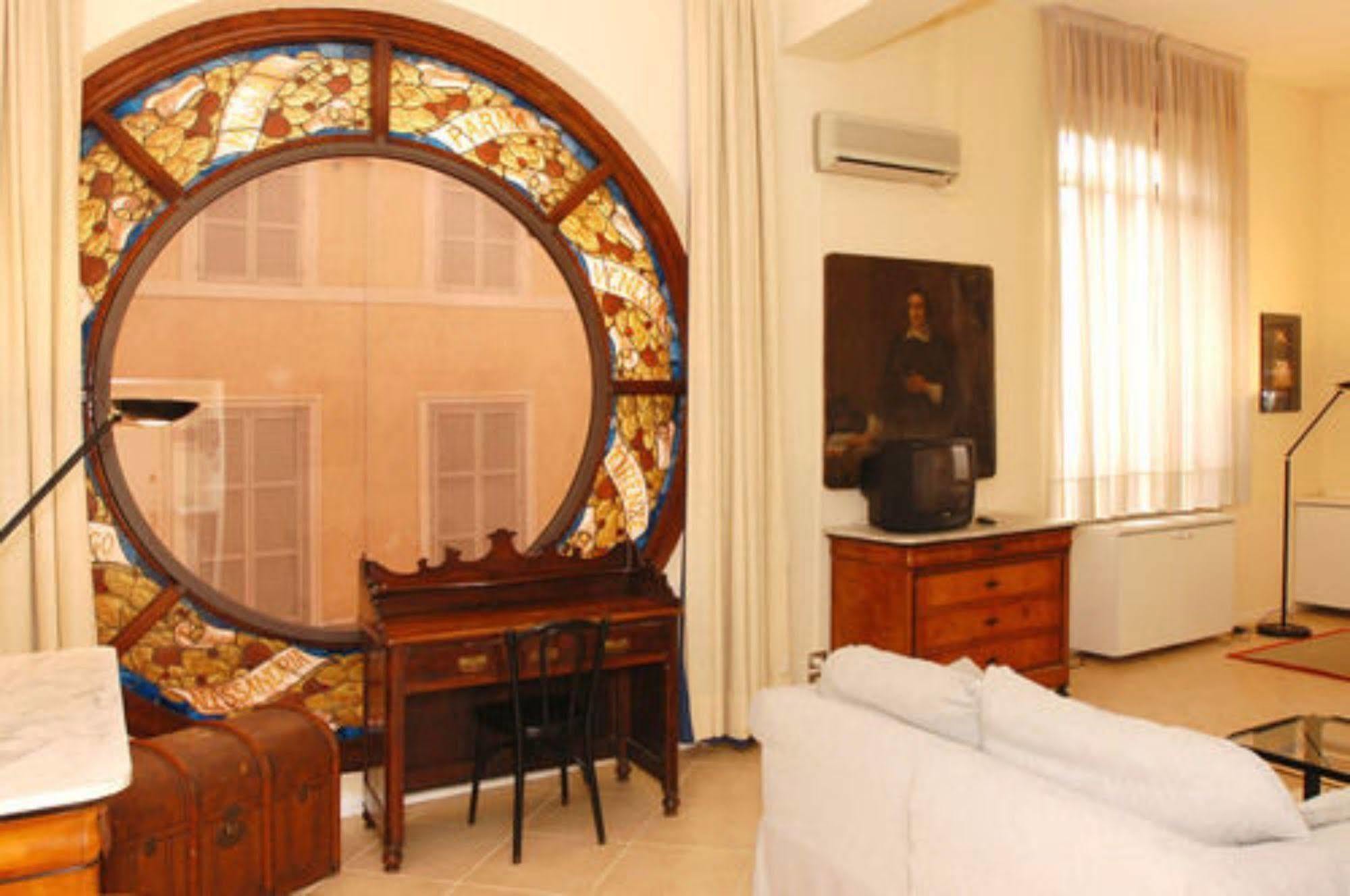 Residence Liberty Parma Buitenkant foto